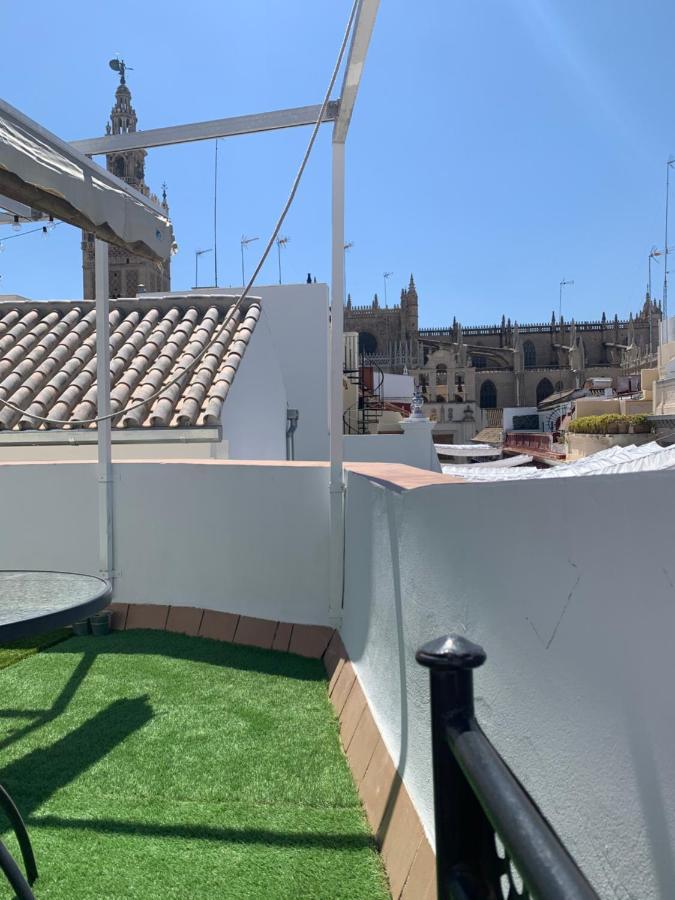 Appartamento Stunning Attic With Private Terrace And Parking Optional Siviglia Esterno foto