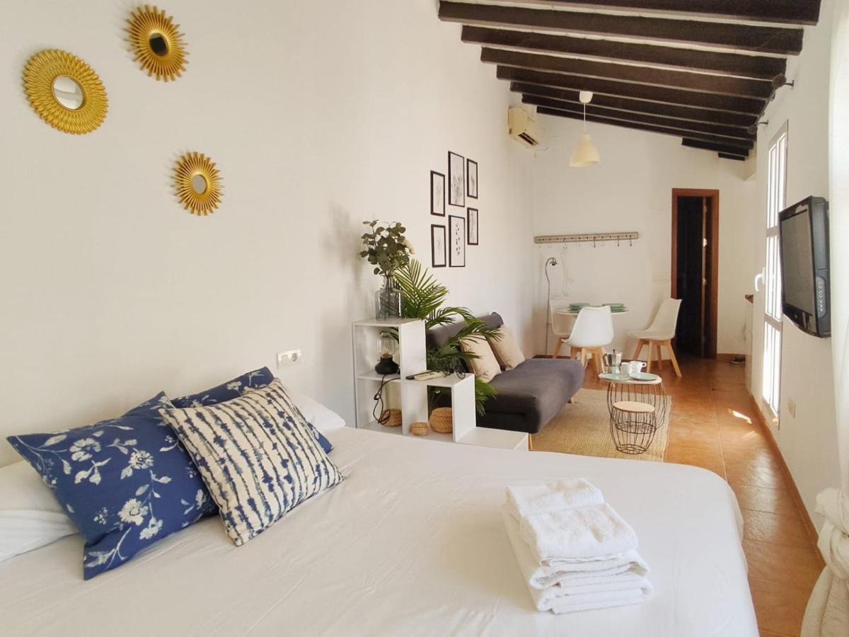 Appartamento Stunning Attic With Private Terrace And Parking Optional Siviglia Esterno foto